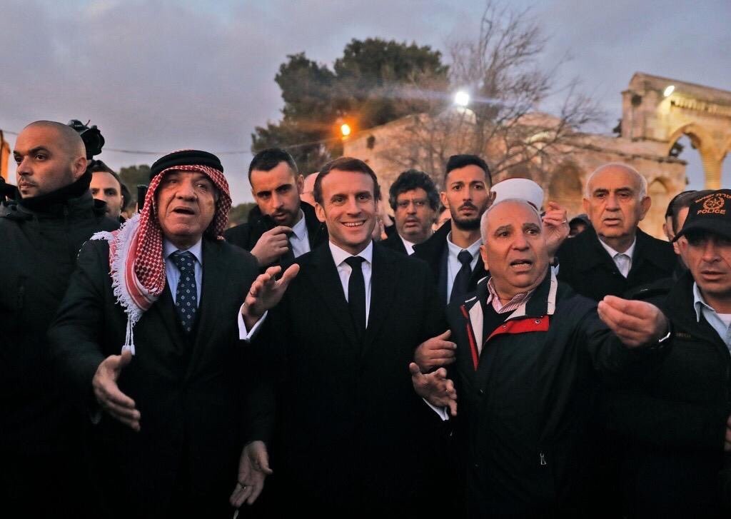 شاهد: الرئيس الفرنسي يزور المسجد الأقصى