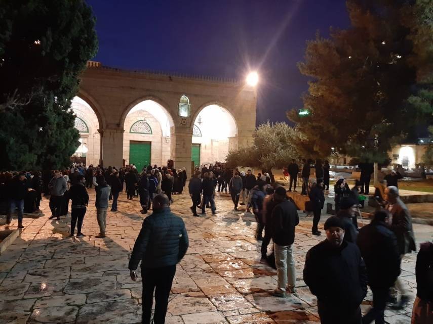 إصابات جراء اعتداء الاحتلال على المصلين في المسجد الأقصى
