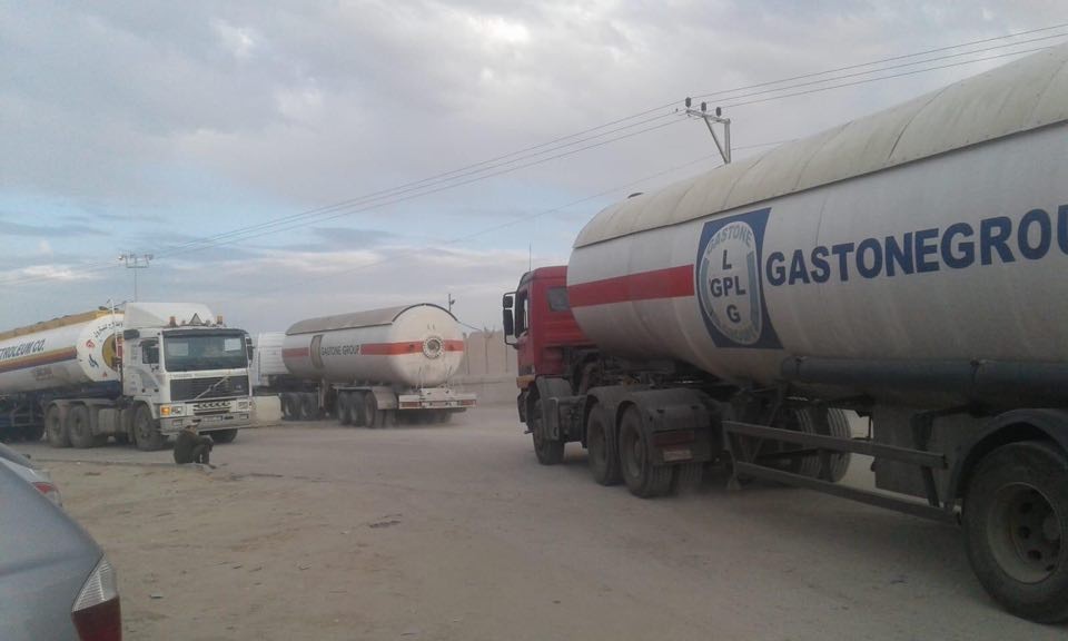 شاهد: استئناف ضخ الغاز المصري إلى قطاع غزة عبر معبر رفح البري