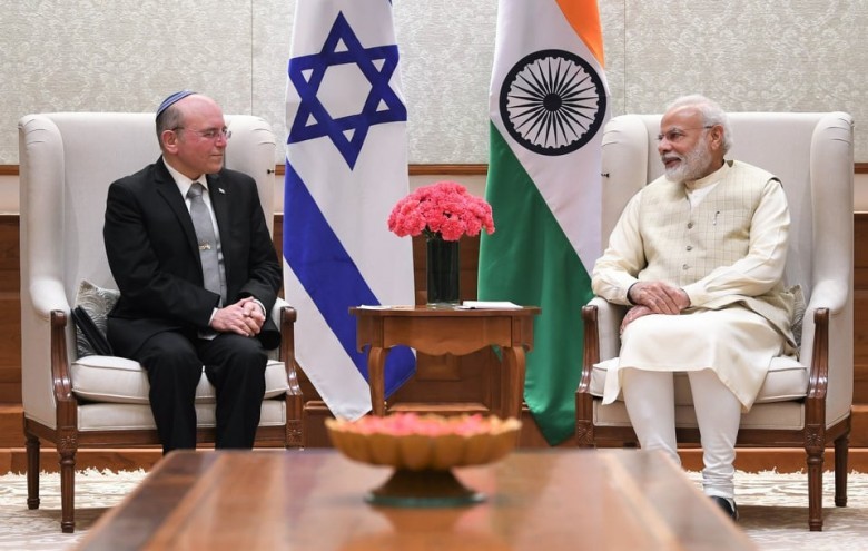 مسؤول إسرائيلي يلتقي برئيس وزراء الهند