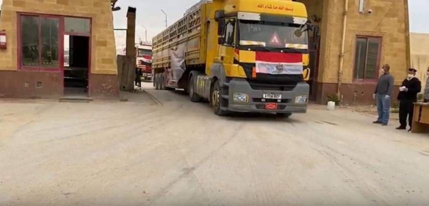 مساعدات طبية تصل غزة من الهلال الأحمر المصري