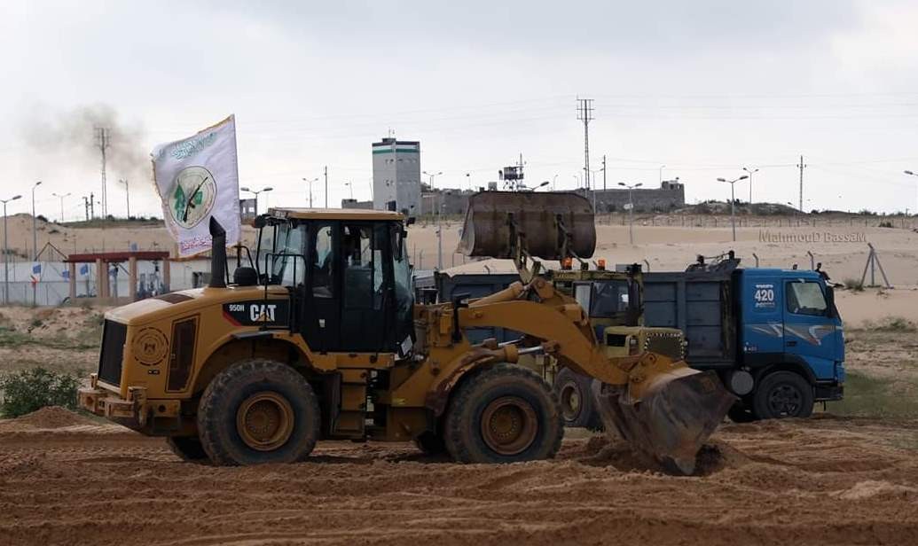 شاهد: السنوار يتفقد مكان إقامة الحجر الصحي في قطاع غزّة