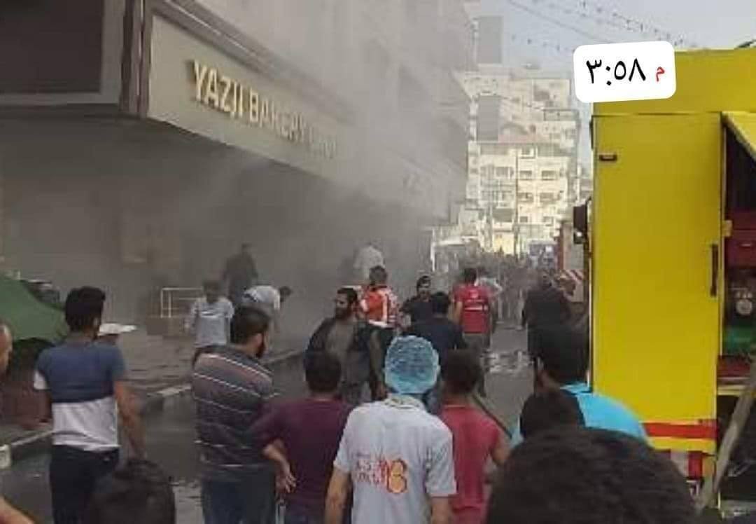 محدث بالفيديو والصور: اندلاع حريق في مخبز اليازجي بتل الهوا غرب مدينة غزة