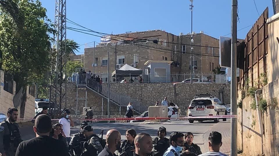 الاحتلال يطلق النار صوب شاب قرب جبل المكبر جنوب شرق القدس