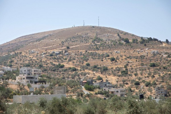 الاحتلال يقيم بؤرة استيطانية جديدة في الضفة الغربية