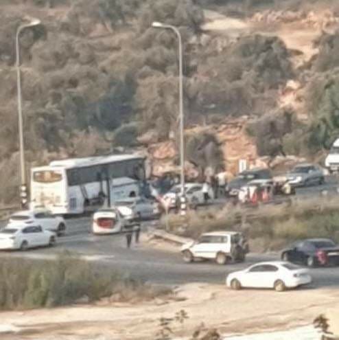 شاهد: وفاة 4 مواطنين جراء حادث سير شرق قلقيلية