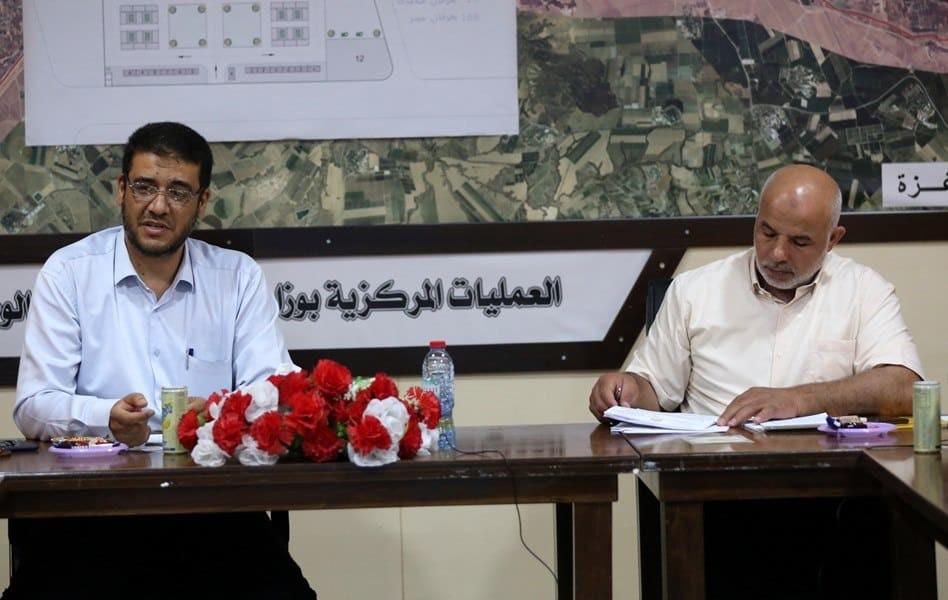 بالصور: الصحة والداخلية بغزة تعقدان اجتماعاً طارئاً لمناقشة آلية استقبال العالقين