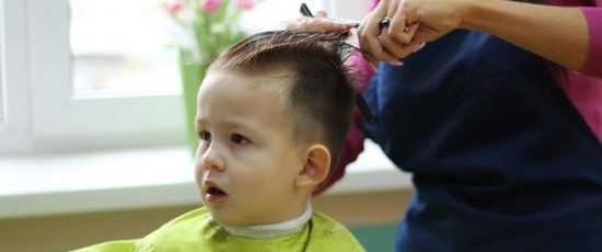 شاهدوا: "صدمة" لدى الآباء من أسعار قص "شعر" الأطفال بألمانيا