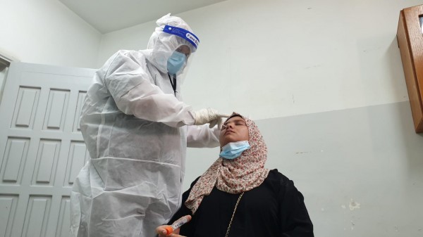 صحة غزة تبدأ بسحب عينات فحص "كورونا" للمسافرين عبر معبر رفح