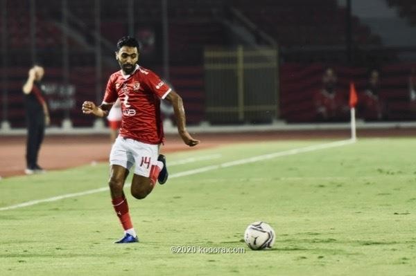 بالصور : الاهلي يتخطى الترسانة في مباراة وداع مدربه