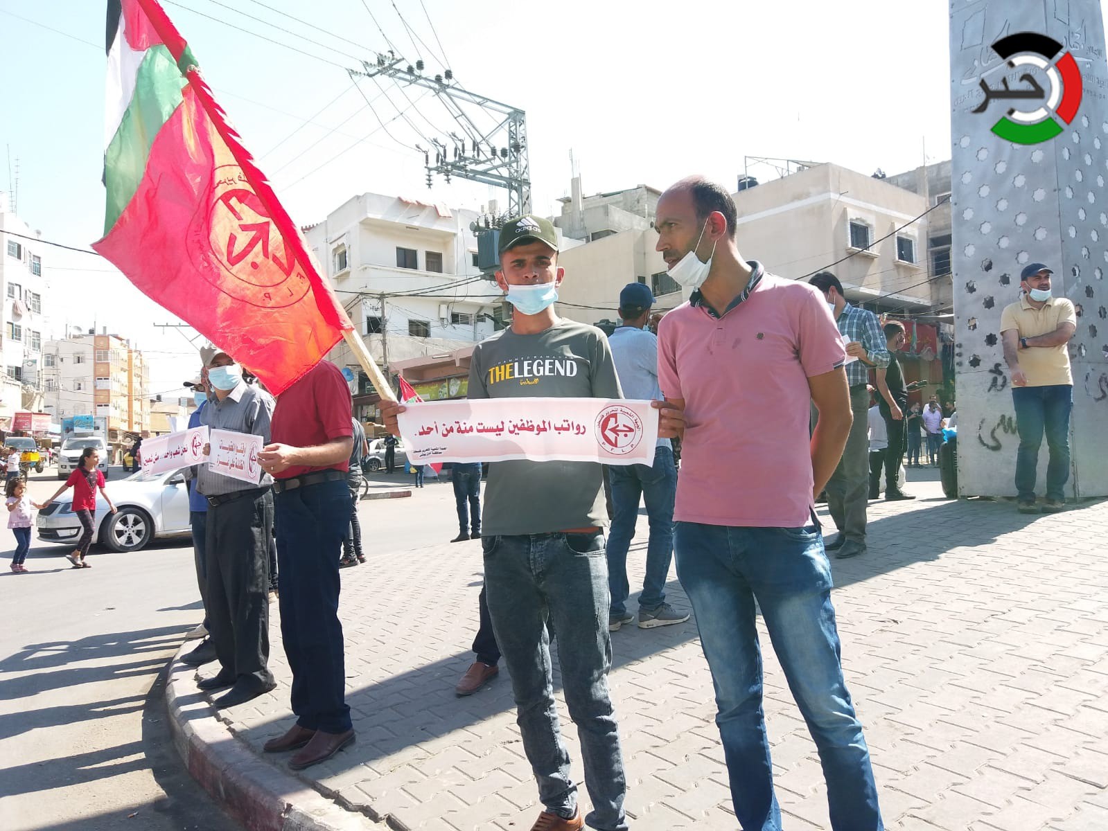 بالفيديو والصور: الشعبية تُنظم وقفات احتجاجية للمطالبة بوقف التمييز بين غزّة والضفة
