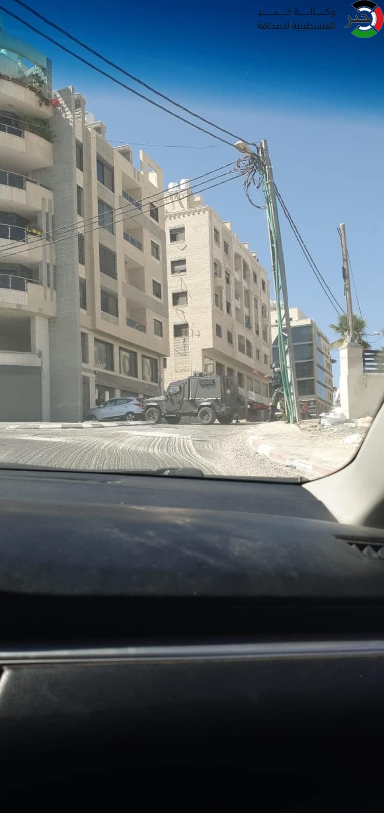 إصابة عشرات المواطنين عقب اقتحام 30 آلية عسكرية مخيم الأمعري برام الله