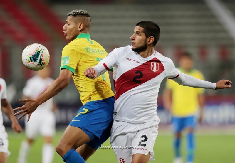 بالصور : البرازيل يتغلب على البيرو بهاتريك نيمار داسيلفا