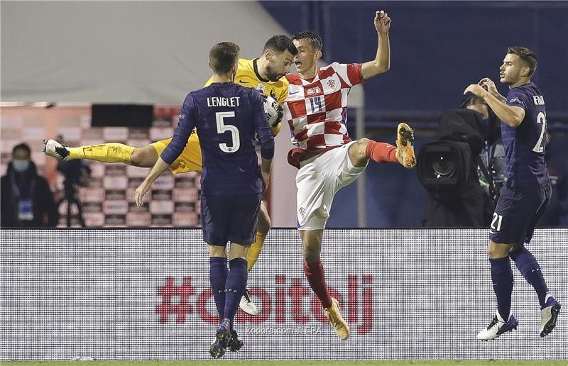 بالصور : فرنسا تنتزع فوزا صعبا على حساب كرواتيا