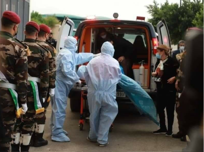وصول جثمان القيادي صائب عريقات إلى المستشفى الاستشاري برام الله