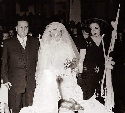شاهدوا: صور نادرة من زفاف السيدة فيروز وعاصي الرحباني .. بدت كالأميرة !