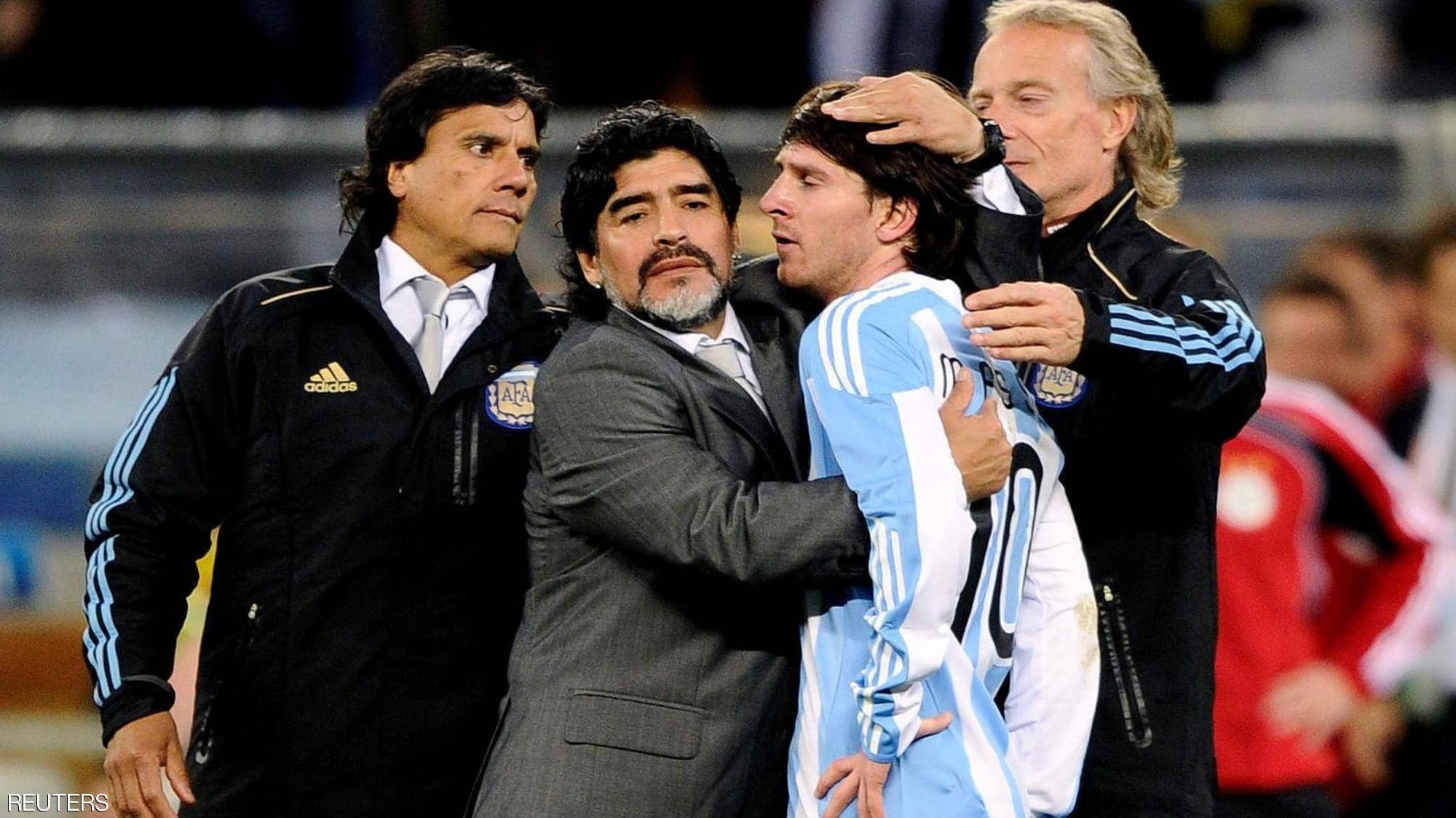 شاهدوا: لن تصدقوا.. هذه ثروة أسطورة كرة القدم الأرجنتيني؟