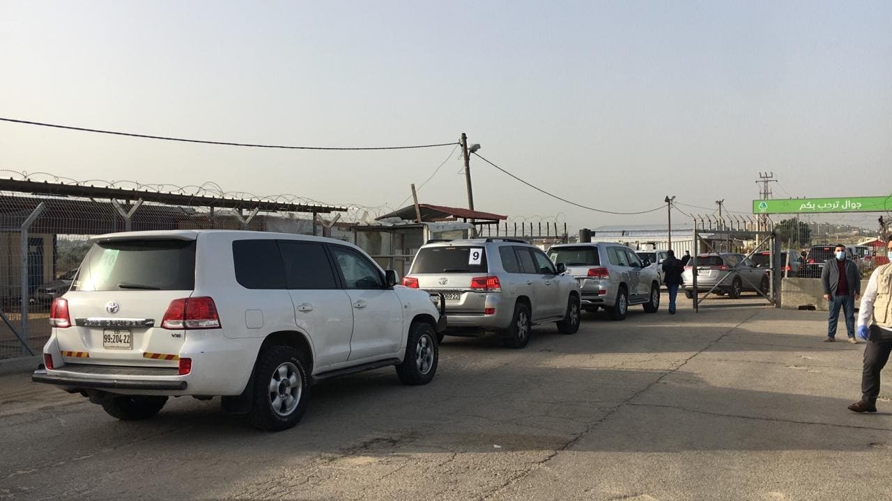 بالصور: وصول وفد من سفراء الاتحاد الأوروبي إلى غزة عبر "إيرز"