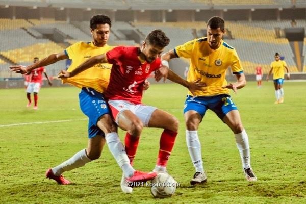 بالصور: الأهلي يعمق جراح الإسماعيلي بالدوري المصري