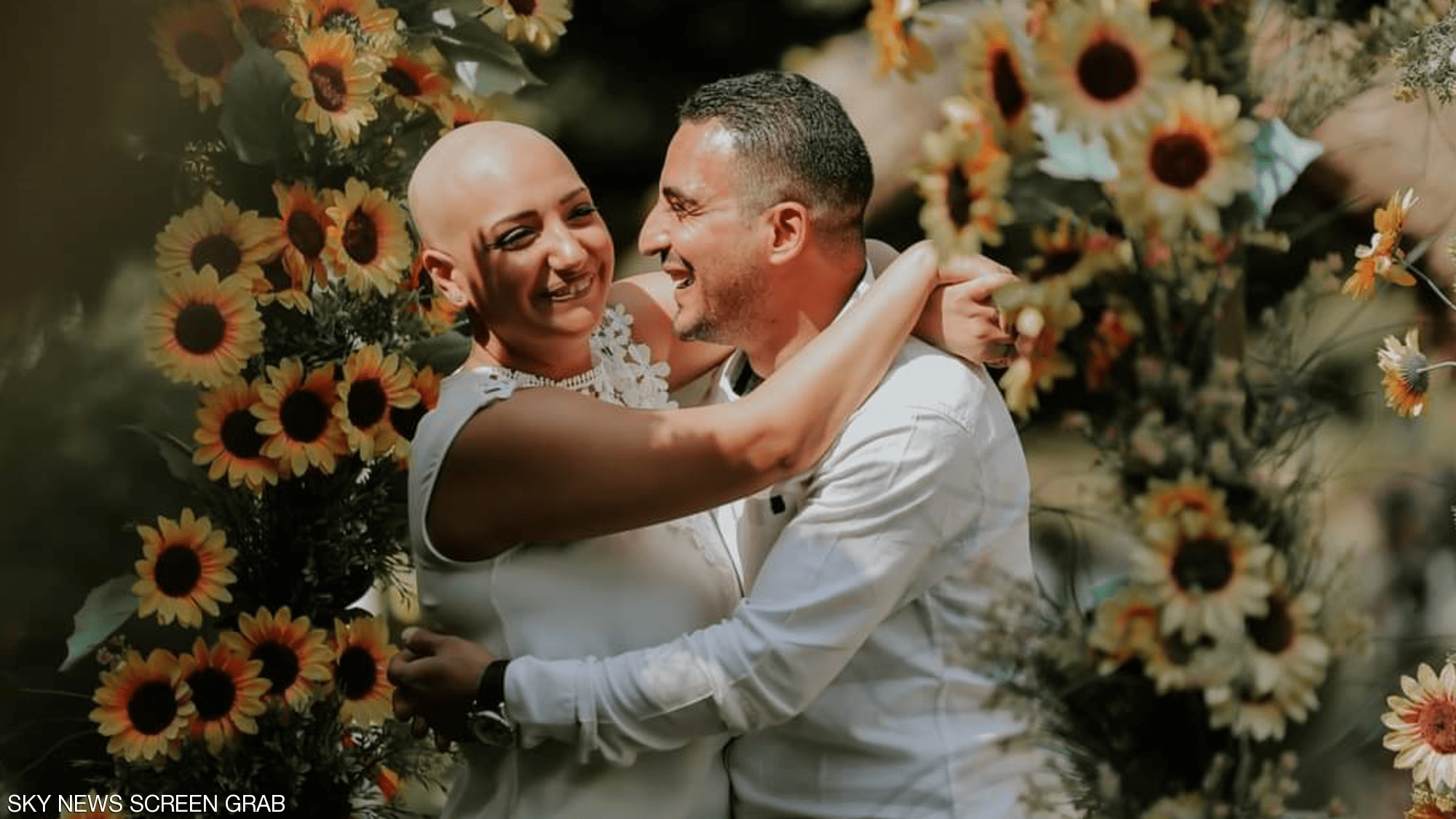 شاهدوا | أنسطاسيا ومايكل "قصة حب" ملهمة في مواجهة السرطان