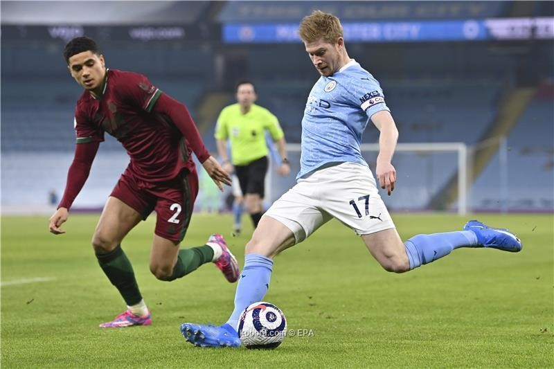 بالصور : مانشستر سيتي يسحق ضيفه وولفرهامبتون، بنتيجة (4-1)