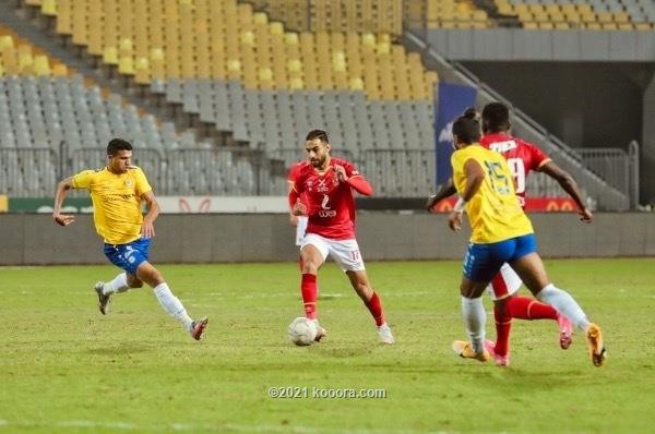 بالصور: الأهلي يعمق جراح الإسماعيلي بالدوري المصري
