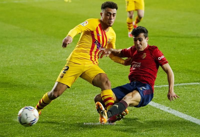 بالصور: برشلونة يشعل الليجا بالفوز على أوساسونا