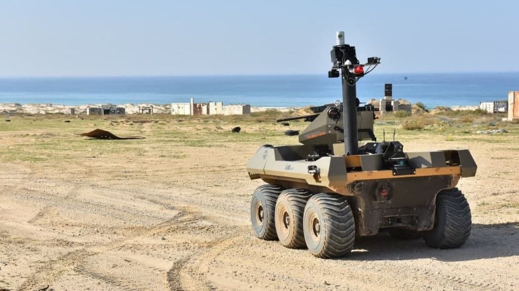 الاحتلال يبدأ استخدام روبوت متطور للعمل على حدود غزة