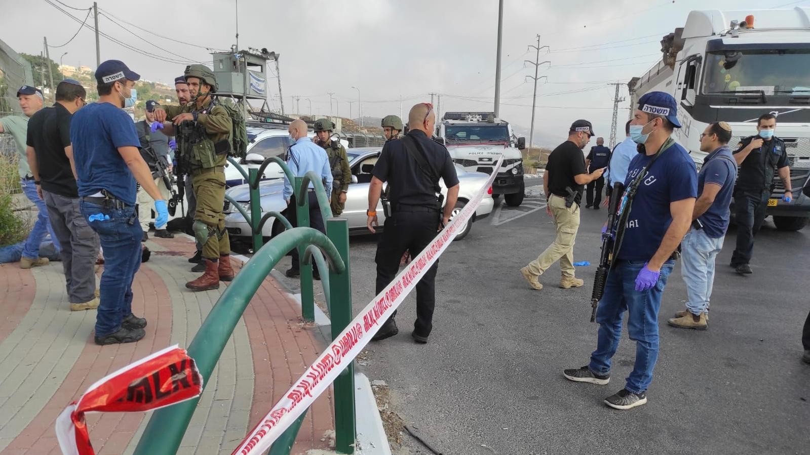 شاهد.. إصابة 3 "إسرائيليين" بحادثة إطلاق نار قرب حاجز زعترة بالضفة