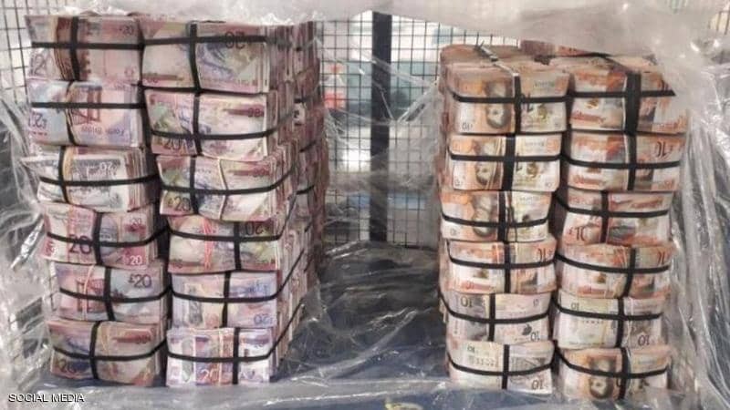 شاهدوا | شرطة لندن تصادر أكبر مبلغ نقدي في تاريخها.. ما القصة؟