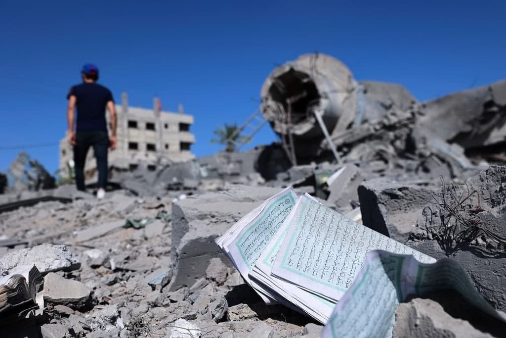 أوقاف غزة تعقب على استشهاد أحد موظفيها وتدمير مسجدين