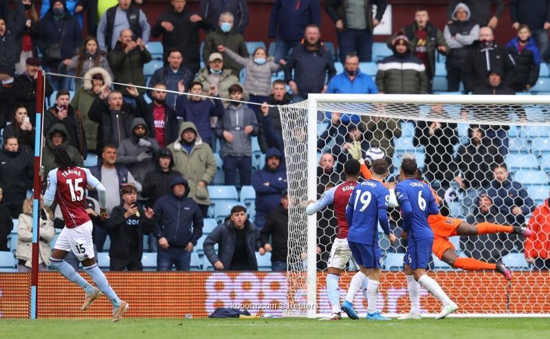 بالصور: تشيلسي يسقط أمام أستون فيلا ويتأهل لدوري الأبطال
