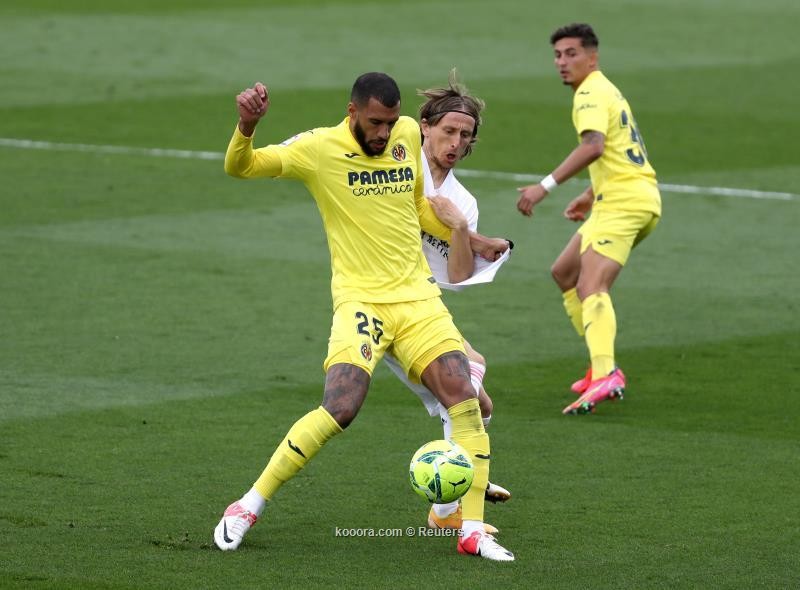 بالصور.. ريال مدريد يُسقط فياريال بثنائية ويخسر الليجا