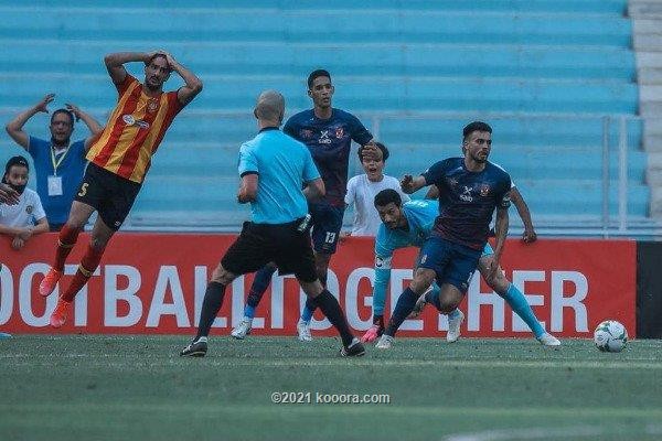 بالصور: الأهلي يقهر الترجي في عقر داره
