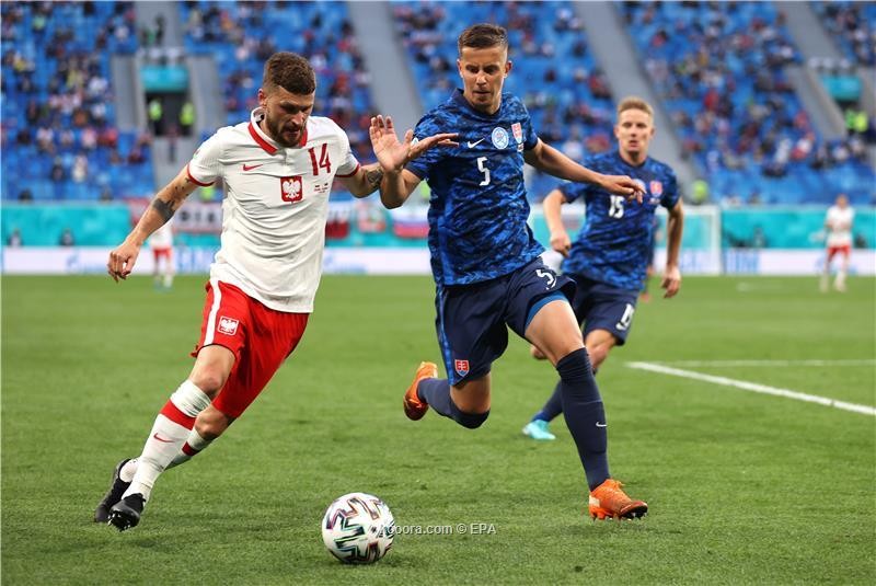بالصور.. سكرينيار يهدي سلوفاكيا الفوز على بولندا في اليورو