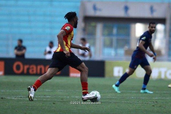 بالصور: الأهلي يقهر الترجي في عقر داره