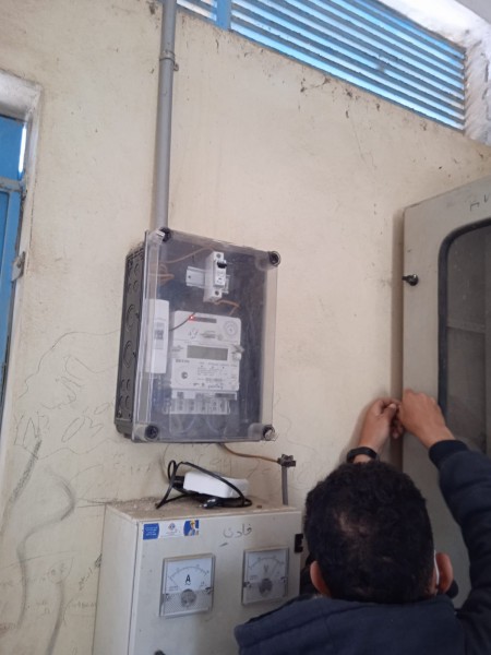 كهرباء غزة تستكمل إجراءاتها الفنية للبدء بتجربة توفير خدمة تيار كهرباء بقدرة 2 أمبير