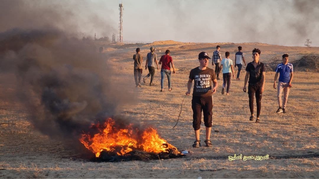 شاهد: بدء فعاليات الإرباك الليلي على حدود قطاع غزة