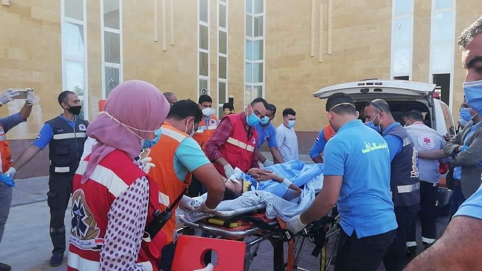 وصول 6 من الجرحى الفلسطينين لقطاع غزة عبر معبر رفح البري