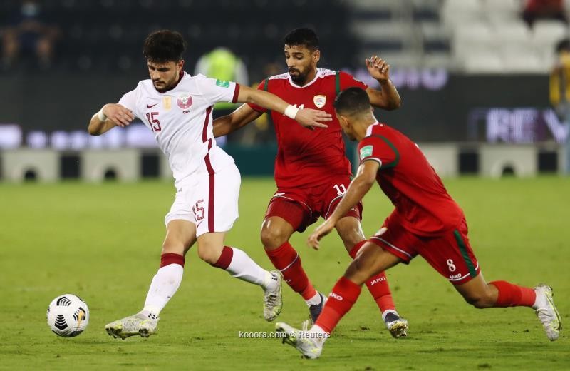 بالصور.. قطر تهزم عمان وتتأهل للنهائيات الآسيوية