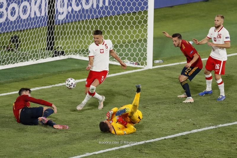 بالصور: إسبانيا تواصل المُعاناة بالتعادل مع بولندا