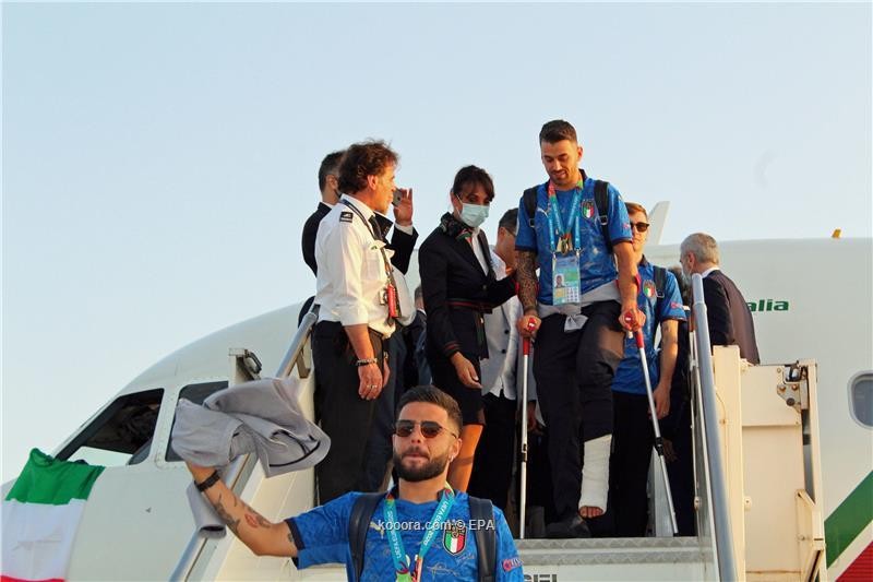 بالصور: منتخب إيطاليا يعود إلى روما بكأس أوروبا