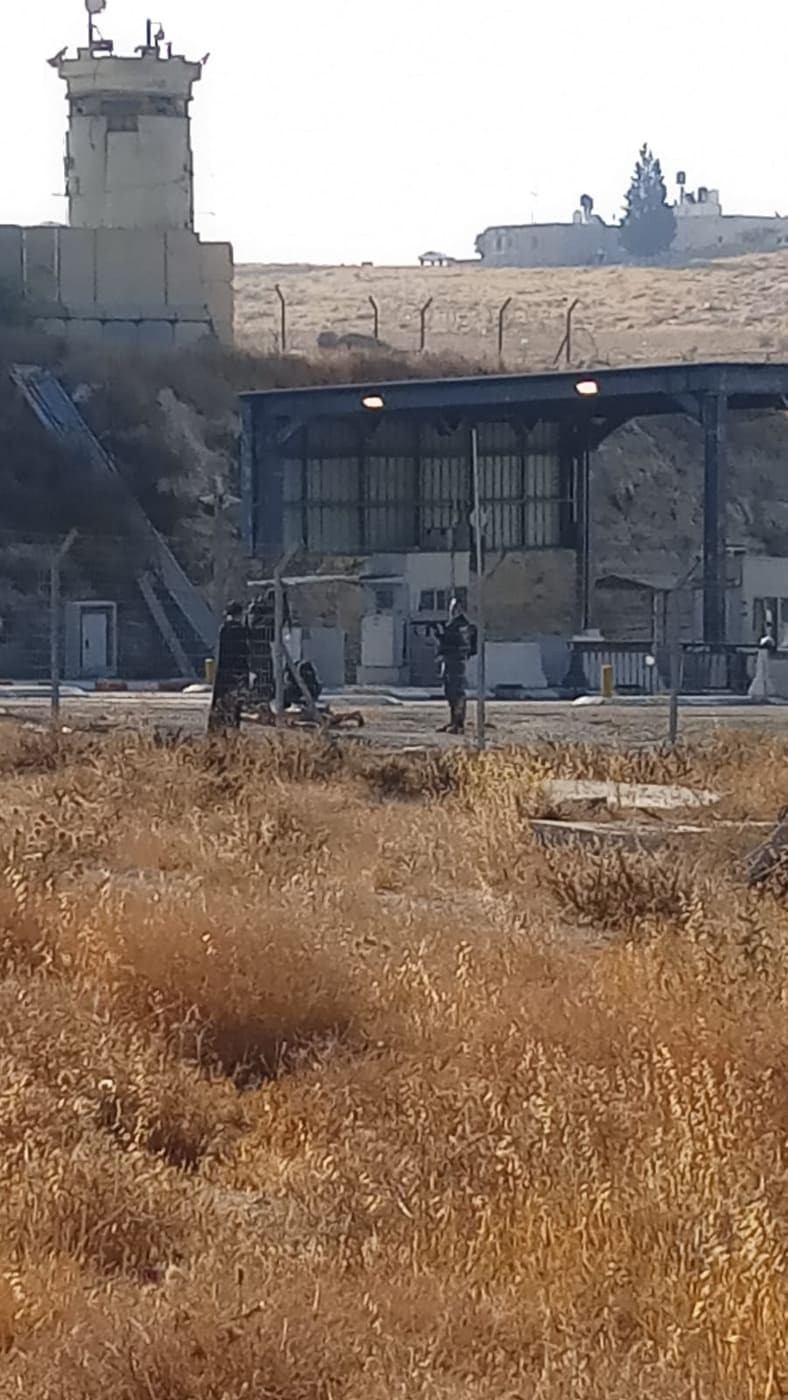 الاحتلال يطلق النار صوب شاب قرب حاجز "الكونتينر" في بيت لحم