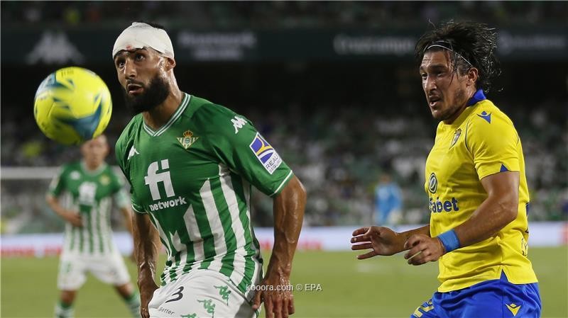 بالصور : التعادل يحسم مباراة بيتيس وقادش في الليجا
