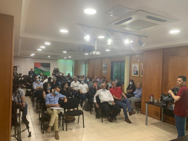 "لجنة التواصل" تُنظّم لقاءً مع صحفيين إسرائيليين في رام الله