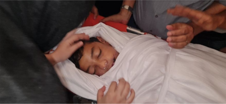 أهالي غزة يُشيعون جثمان الطفل عمر أبو النيل