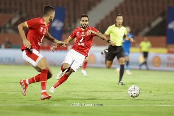 بالصور: الأهلي يسترد صدارة الدوري بفوز ساحق على سيراميكا