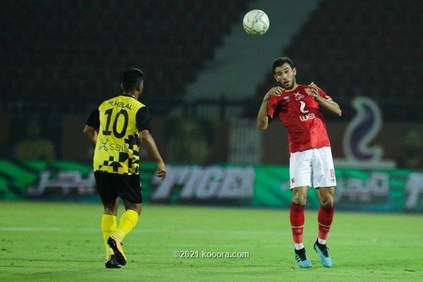 بالصور: الأهلي يعبر مفاجآت دجلة ويتصدر الدوري المصري