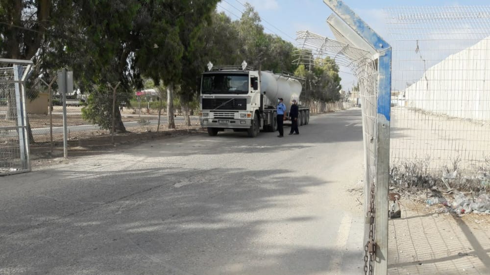 الاحتلال يسمح بإدخال مواد بناء لغزة عبر كرم أبو سالم