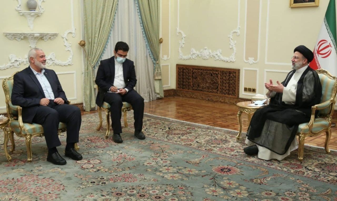 شاهد..تفاصيل لقاء هنية بالرئيس الإيراني الجديد في طهران